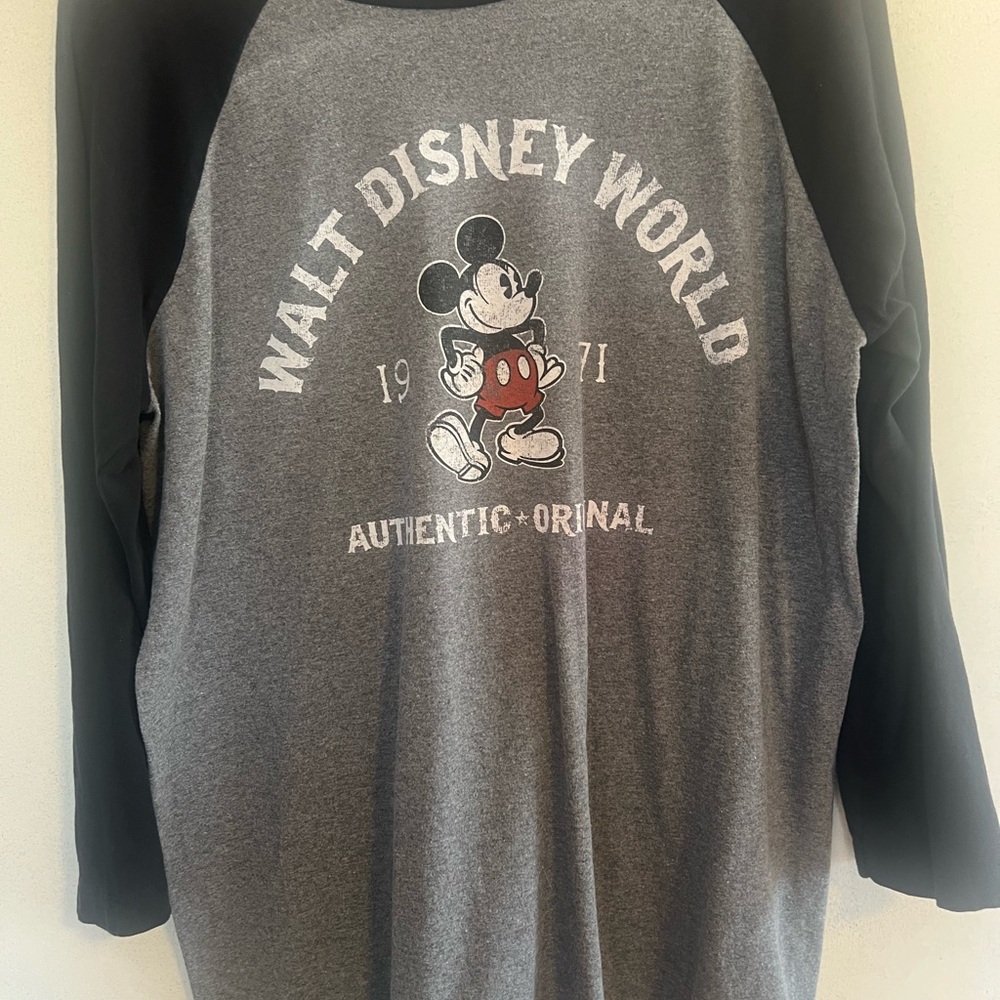Disney Gray and Black Mickey Mouse 3/4 Sleeve